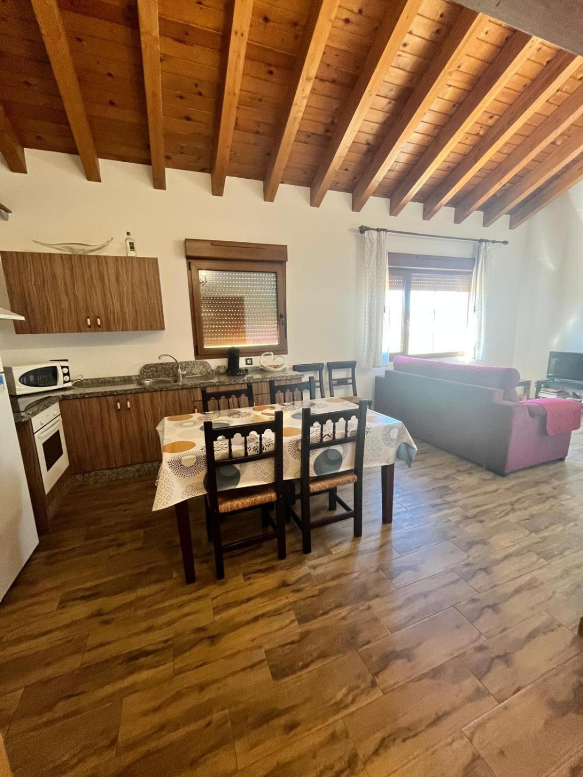 Casas Rurales Cuatro Valles Naredo de Fenar ภายนอก รูปภาพ