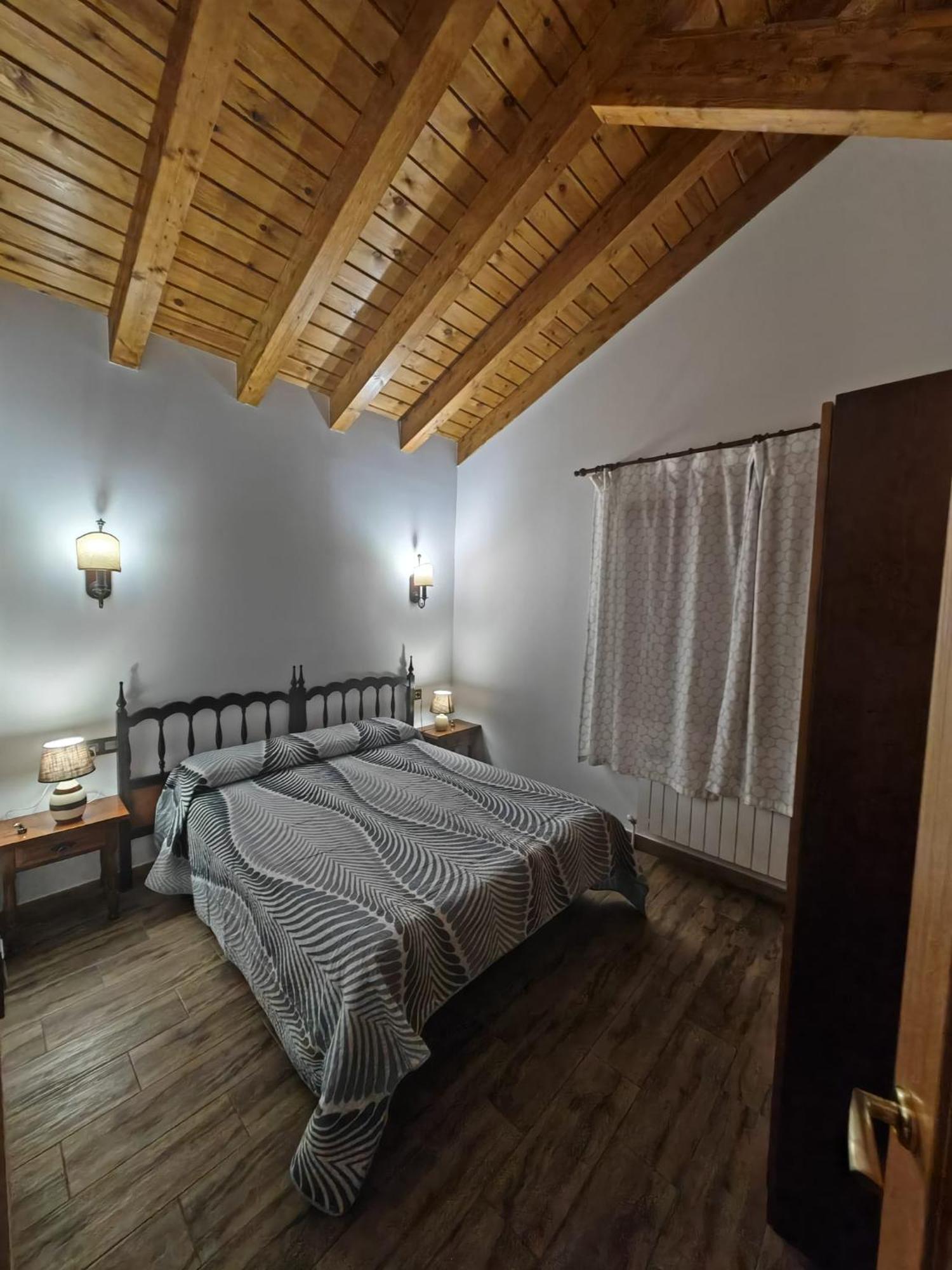 Casas Rurales Cuatro Valles Naredo de Fenar ภายนอก รูปภาพ