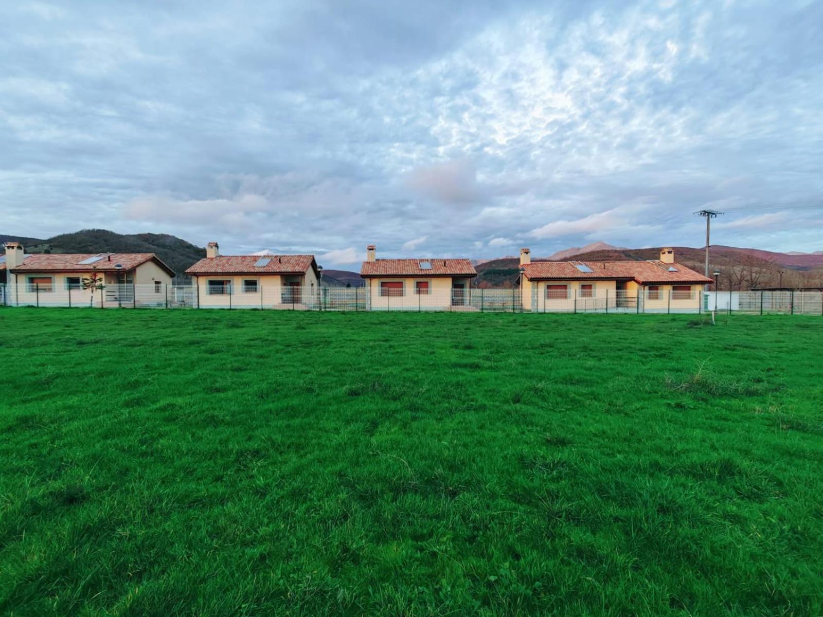 Casas Rurales Cuatro Valles Naredo de Fenar ภายนอก รูปภาพ